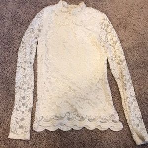 Laced white top flower desighn